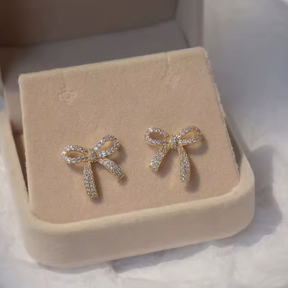 14KT Gold Bow Earrings